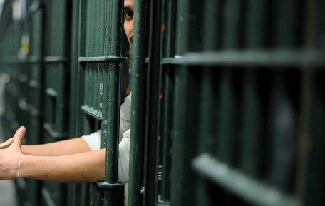 5-hukuman-penjara-paling-lama-di-dunia-ada-sampe-ribuan-tahun-91PIsEkcSZ