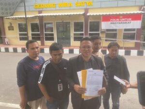 Puluhan Wartawan Palembang Datangi SPKT Polrestabes; Laporkan Beberapa Orang atas Pengahalangan Peliputan di Kejati Sumsel