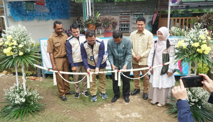 Sampah Jadi Berkah, Pendidikan Jadi Nyata: PLN UID S2JB Resmikan Program SPP Dibayar Sampah Bersama Qur’anic Farm dan Bank Sampah Indonesia