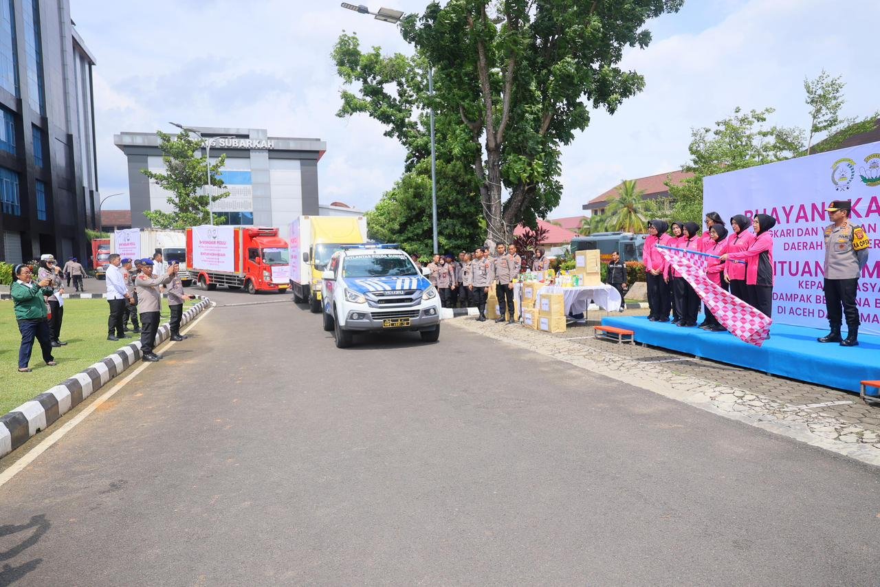 Polda Sumsel Salurkan Bantuan Kemanusiaan ke Langkat dan Aceh Tamiang