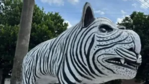 Viral heboh! Patung Macan Putih di Kediri, Segini Biaya Pembuatannya