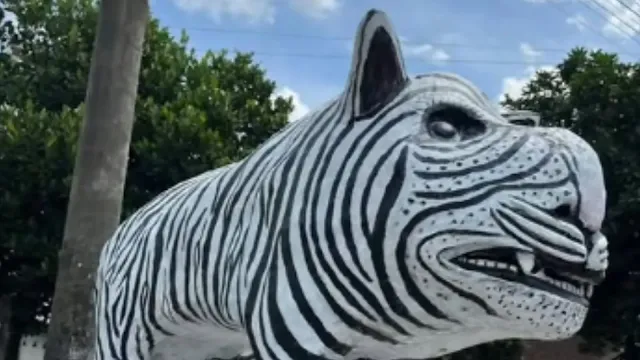 Viral heboh! Patung Macan Putih di Kediri, Segini Biaya Pembuatannya