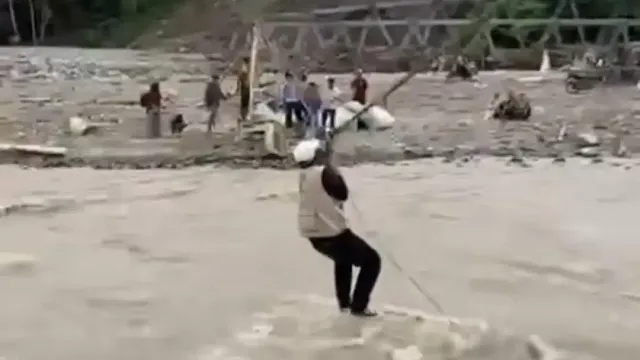 Viral! Tali Darurat Putus! Relawan Hanyut di Sungai Deras Aceh Bikin Warganet Syok