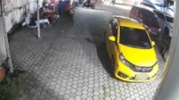 Videonya Viral! Pasangan Remaja di Palembang Kepergok Bercinta di Dalam Mobil