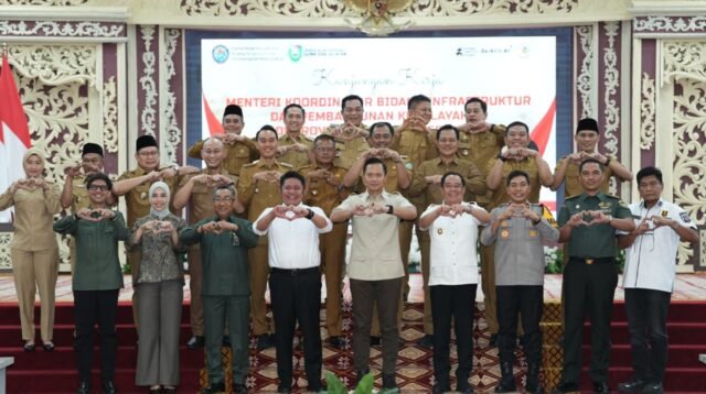 Menko AHY Tegaskan Dukungan Pusat untuk Infrastruktur Sumsel; Pelabuhan Tanjung Carat dan Bendungan Tiga Dihaji Dipercepat