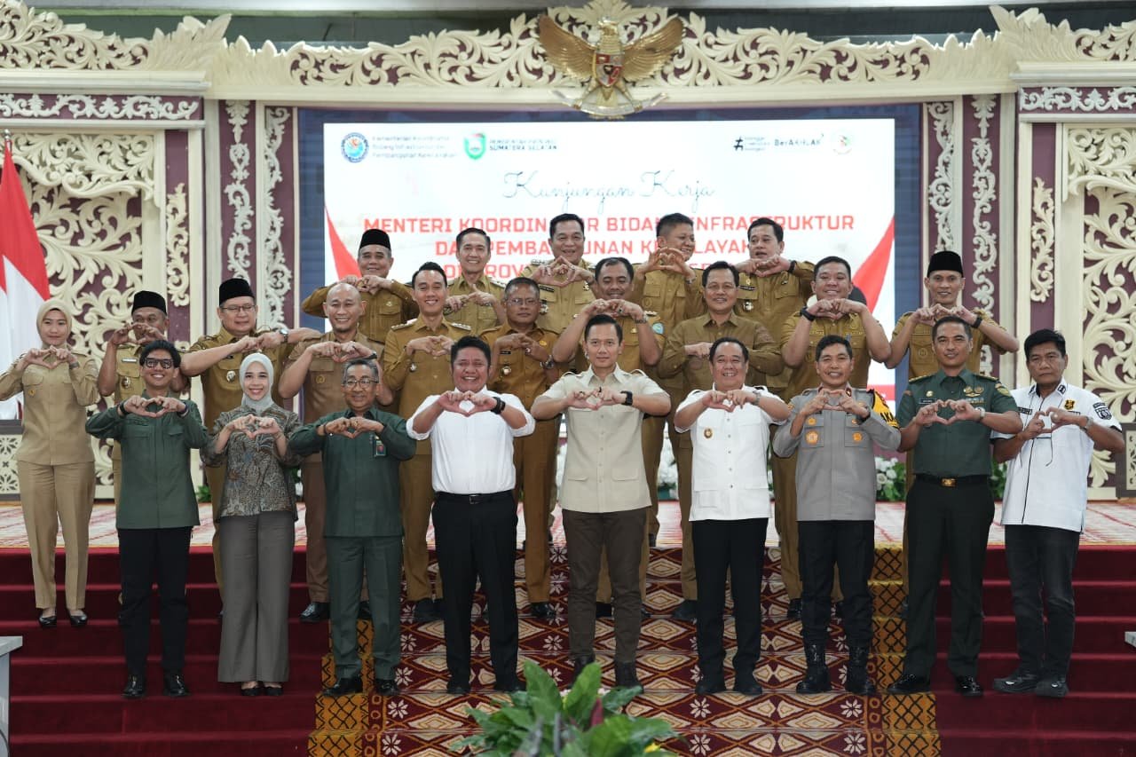 Menko AHY Tegaskan Dukungan Pusat untuk Infrastruktur Sumsel; Pelabuhan Tanjung Carat dan Bendungan Tiga Dihaji Dipercepat