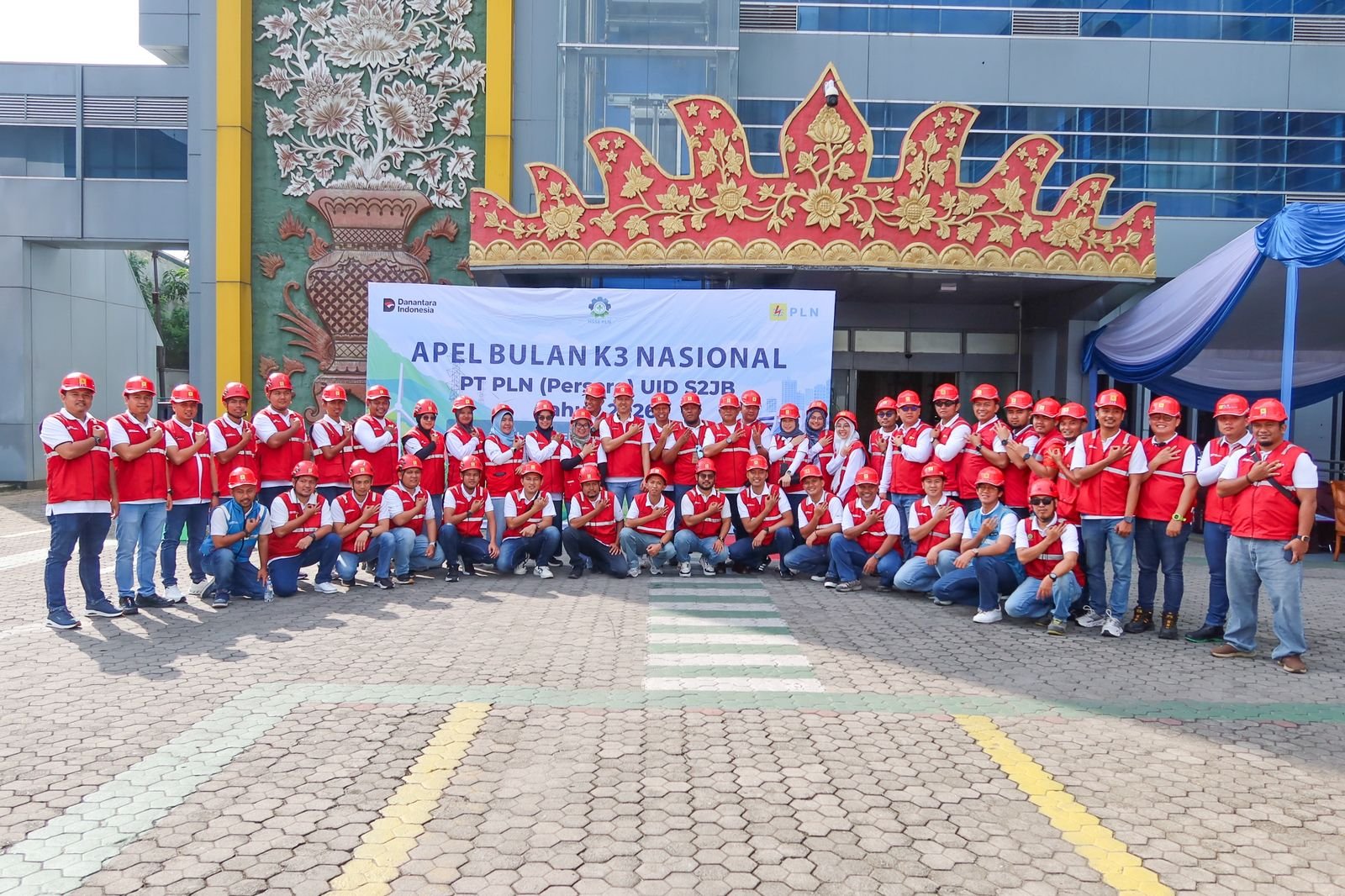 PLN UID S2JB Teguhkan Komitmen K3 pada Apel Bulan K3 Nasional