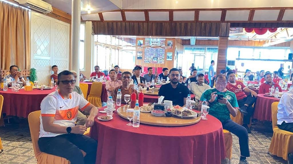 Polda Sumsel Perkuat Ketahanan Sosial Melalui Nobar Piala Dunia 2026 di Palembang Polda Sumsel Perkuat Ketahanan Sosial Melalui Nobar Piala Dunia 2026 di Palembang
