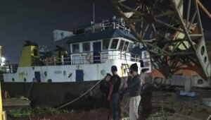 Ditpolairud Polda Sumsel Bongkar Sindikat Distribusi Solar Ilegal, Tiga Tugboat dan Dua Truk Tangki Disita