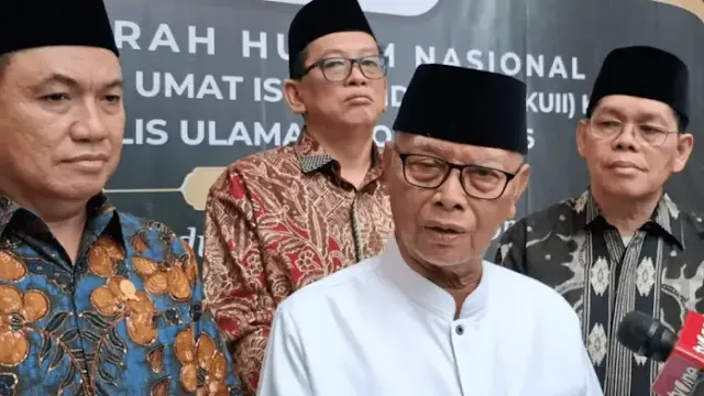 Rugikan Rakyat, Ketum MUI: Koruptor Layak Dihukum Mati, Jangan Berlindung di Balik HAM! Rugikan Rakyat, Ketum MUI: Koruptor Layak Dihukum Mati, Jangan Berlindung di Balik HAM!