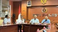 PWI Pusat Minta Hotman Paris Minta Maaf ke Wartawan, Tegaskan Martabat Pers Harus Dihormati PWI Pusat Minta Hotman Paris Minta Maaf ke Wartawan, Tegaskan Martabat Pers Harus Dihormati