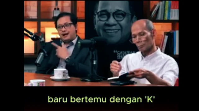 HEBOH! Video Viral Pernyataan Ubedilah Badrun: Oligarki Diduga Setor Rp5 Triliun ke Putra Mahkota Berinisial ‘K’ HEBOH! Video Viral Pernyataan Ubedilah Badrun: Oligarki Diduga Setor Rp5 Triliun ke Putra Mahkota Berinisial ‘K’