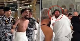 Viral! Video Jamaah Pria Berteriak Lompat-lompat di Dekat Ka'bah, Wajah dan Tubuh Memerah