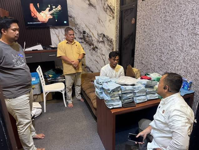 Polda Sumsel Gagalkan Peredaran 35 Kg Sabu dan 600 Pil Happy Five di Kabupaten Musi Banyuasin