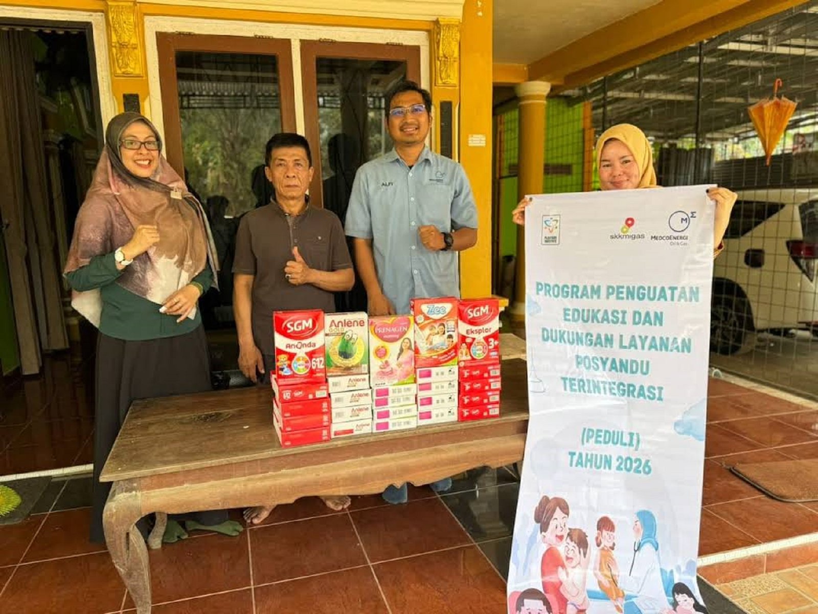 Hadapi Dampak Karhutla, SKK Migas dan Medco E&P Salurkan Ribuan Kotak Masker ke 14 Desa di Muba