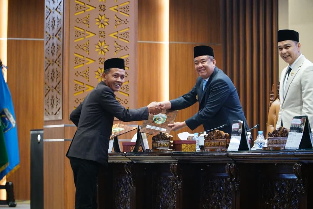 Fraksi DPRD Sumsel Sampaikan Pandangan Umum terhadap Raperda APBD Tahun Anggaran 2027